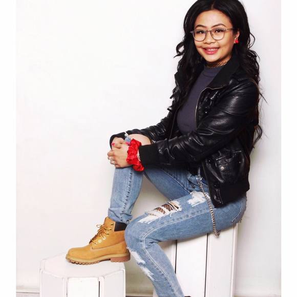 Meet your Posher, Sal - Picture 1 of 1